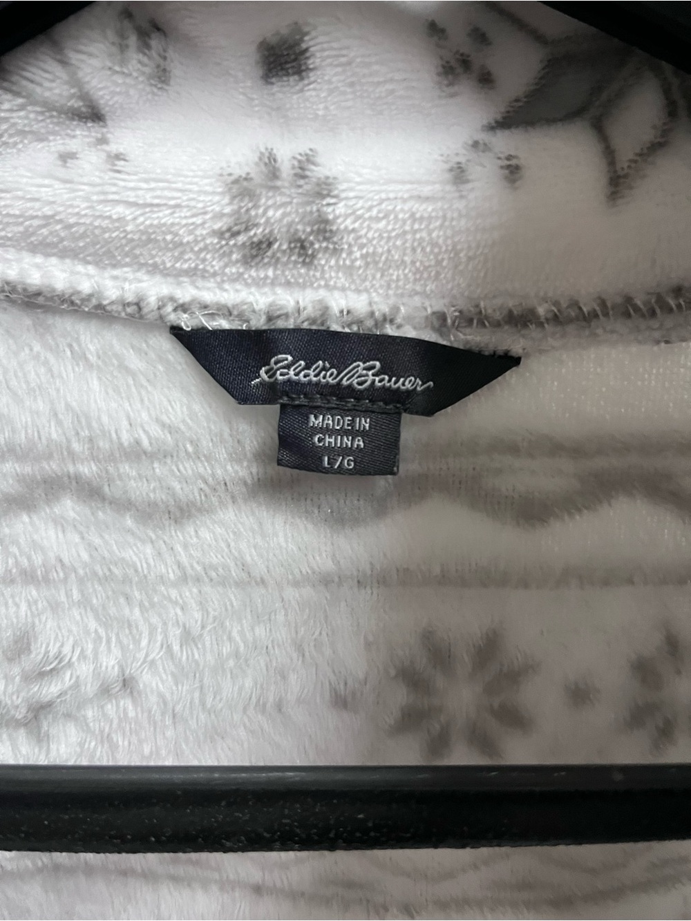 Eddie Bauer Fair Isle 1/4 Zip Mock Neck Fleece Pullover Snowflake Jacket Large - Picture 4 of 10